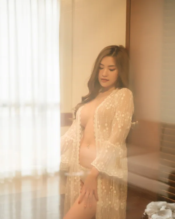 FEEL Chapter IX ฟ้า น้ำฟ้า วารีกุล(Namfar Wareekun) 4